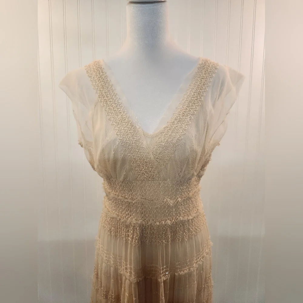 Max Studio Women's Cream Tulle Overlay Sleeveless Midi Tier Dress Size L Wedding
